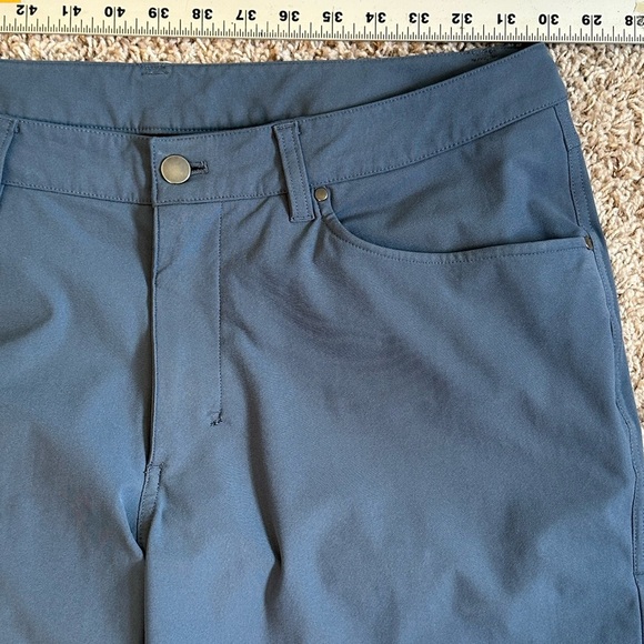 Lululemon Men’s Blue Active Wear Pants (Damaged) Front Zip and 5 Pockets Sz 36 - Picture 9 of 10